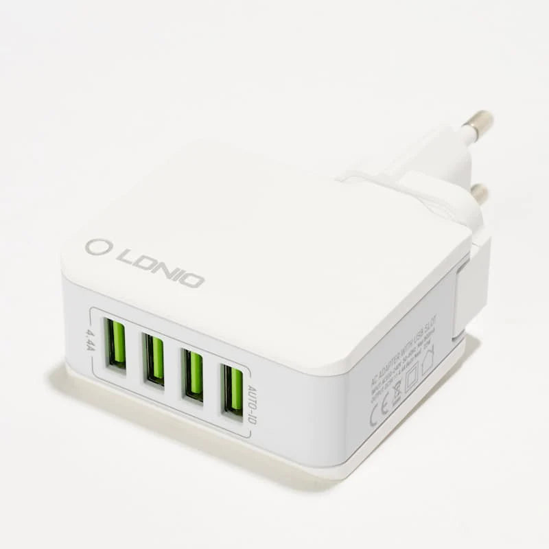 LDNIO 4-Port USB Auto-ID 4.4A Fast Charging Adapter 