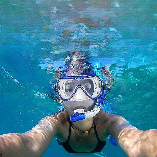 Plastic Anti Fog Swimming Mask With Adjustable Head Strap And Pipe To Safe Breath For Kids Set